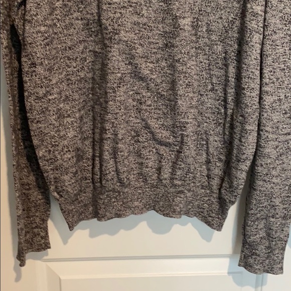 Gently used Express Men’s Sweater - Picture 6 of 6